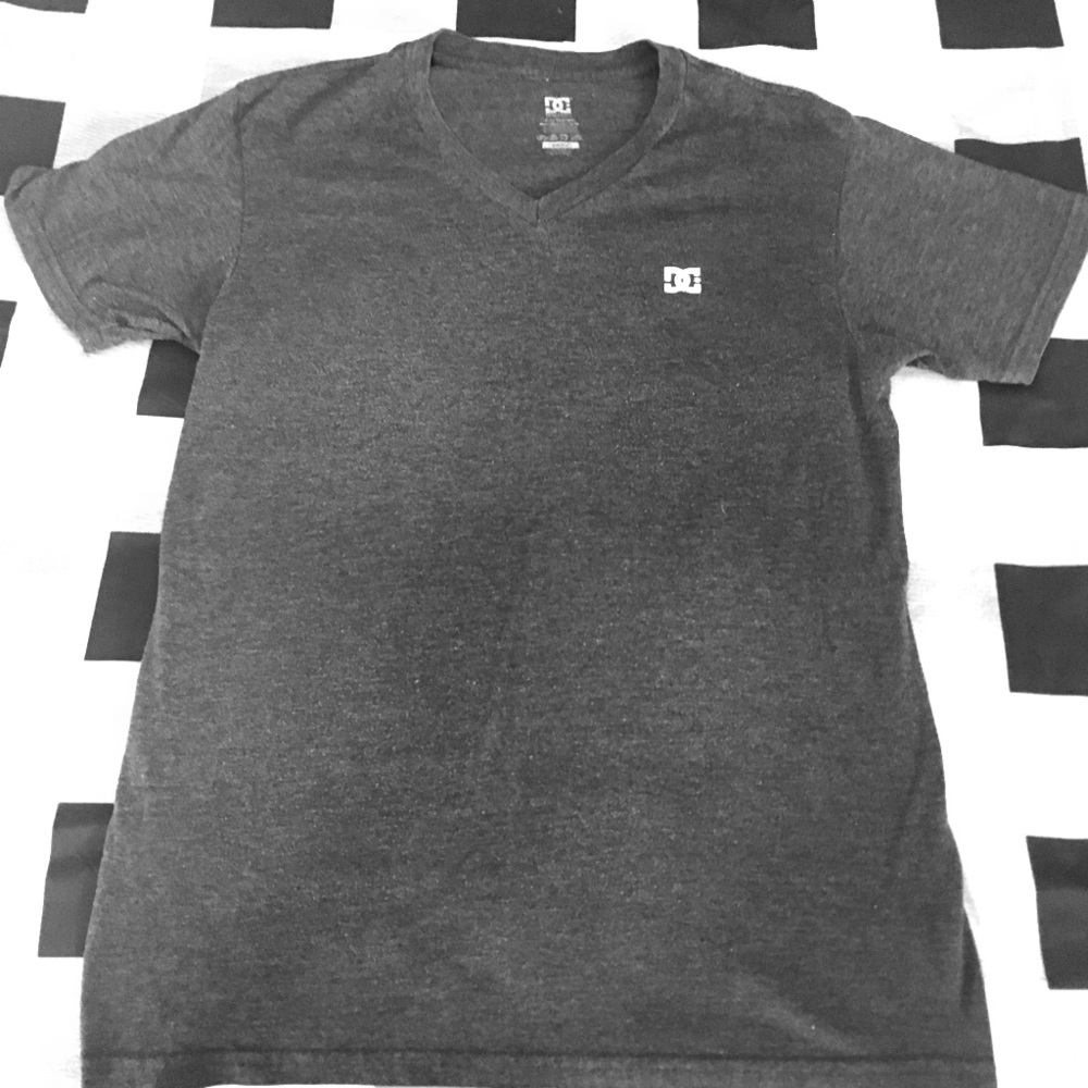 Dc brand v neck top